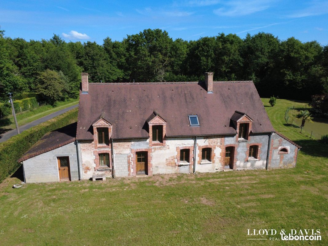 Maison 6 pièces 185 m² · à Le Moulinet-sur-Solin · 185 m² · 199 000 €