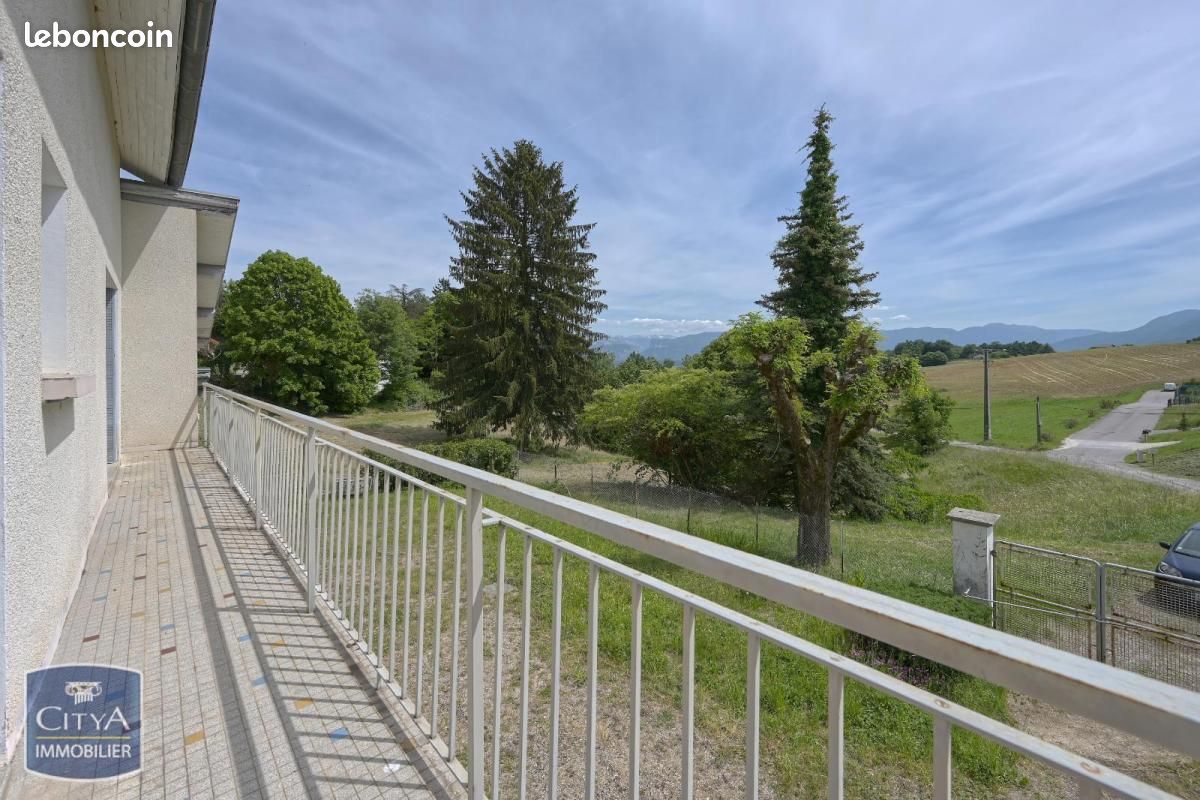 Maison 7 pièces 140 m² · à Saint-Bonnet-de-Chavagne · 140 m² · 190 000 €