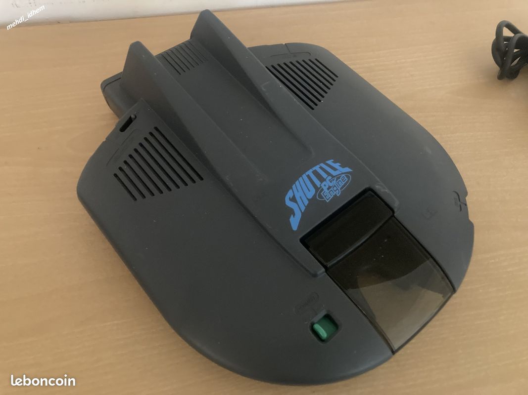 RARE) NEC PC ENGINE SHUTTLE / BACK UP UNIT PI-AD9 / BOX AVEC
