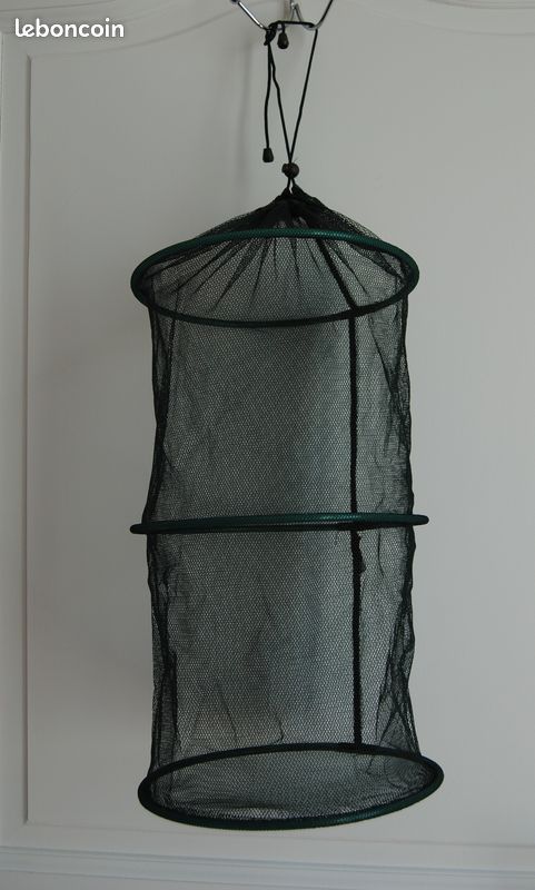 Ancienne bourriche à poissons en Zinc Nasse, seau à vifs en