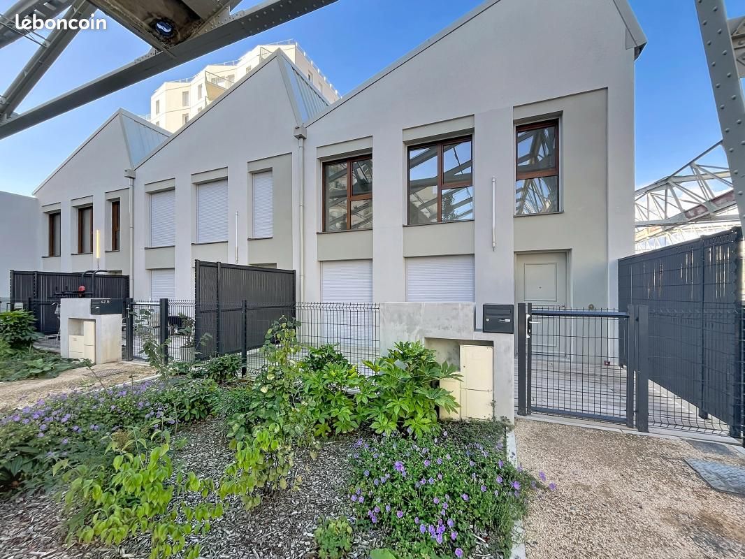 Maison 4 pièces 83 m² · à Clermont-Ferrand · 83 m² · 921 €/mois