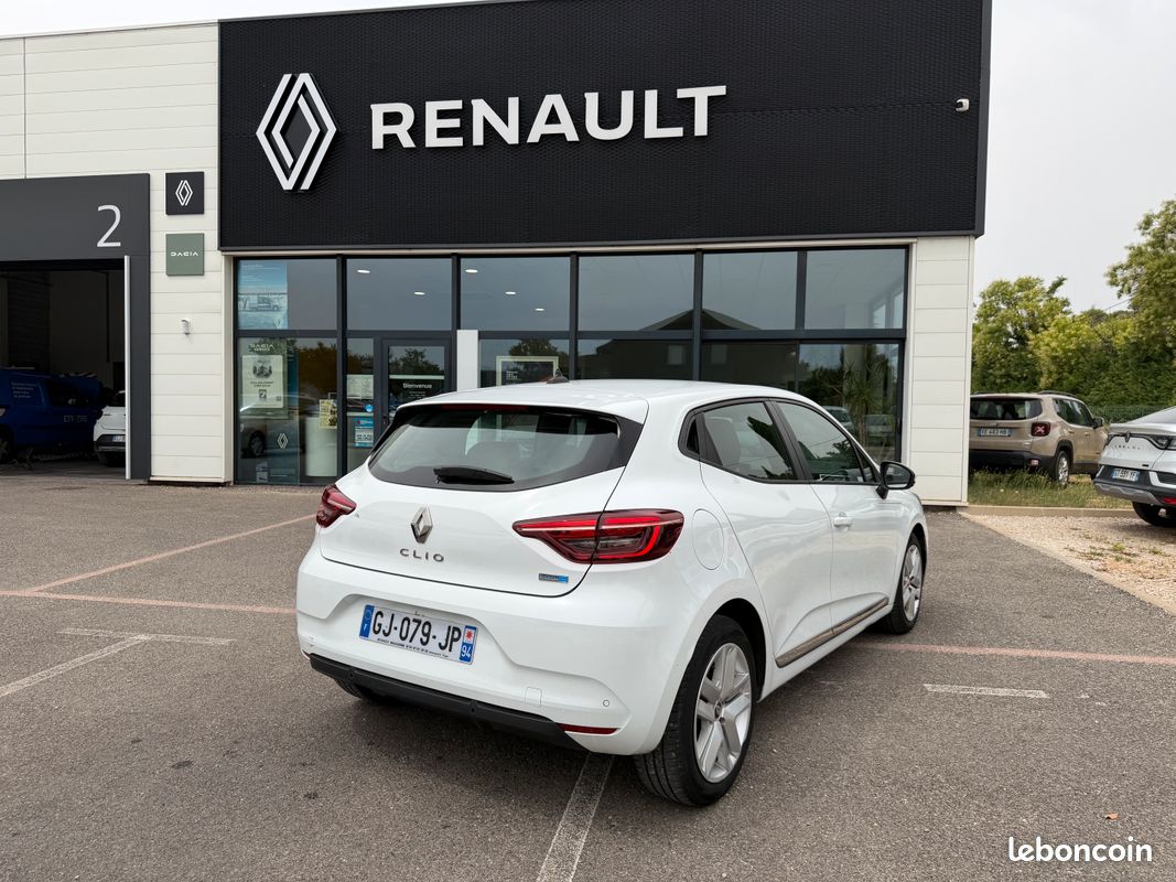 RENAULT CLIO V E-Tech Full Hybrid 145 Business CAR PLAY (image 2)