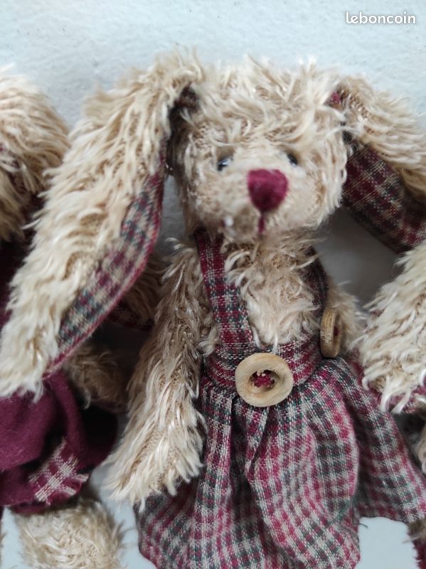 Peluches cadeaux pour Noël : 3 petits lapins (image 10)
