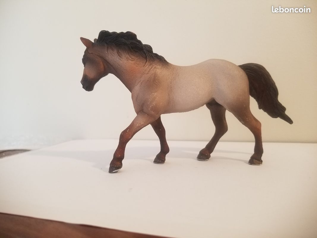 Schleich étalon Quater collection (image 2)
