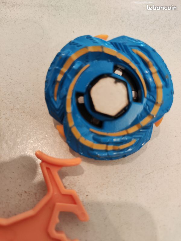 Toupie Beyblade Métal L Drago Guardian RARE - Jeux & Jouets Toupie Beyblade Métal L Drago Guardian RARE - Jeux & Jouets