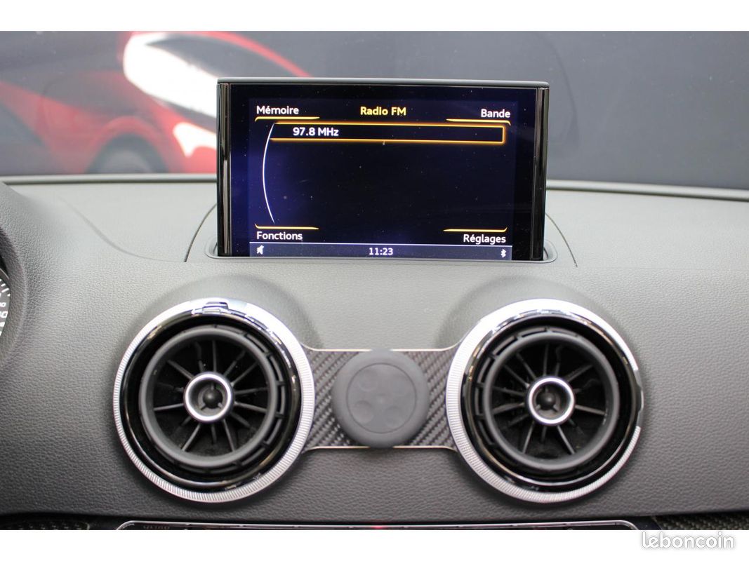 AUDI S3 Quattro 2.0 TFSI - 300 CH - BV S-tronic 8V (image 16)