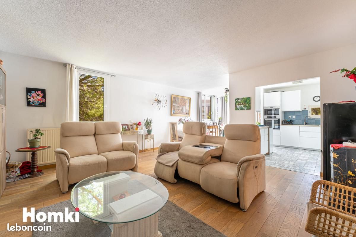 Appartement 3 pièces 82 m² · à Plan-de-Cuques · 82 m² · 285 000 €
