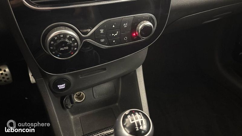 Renault Clio 1.5 dCi 110ch energy Edition One 5p (image 27)