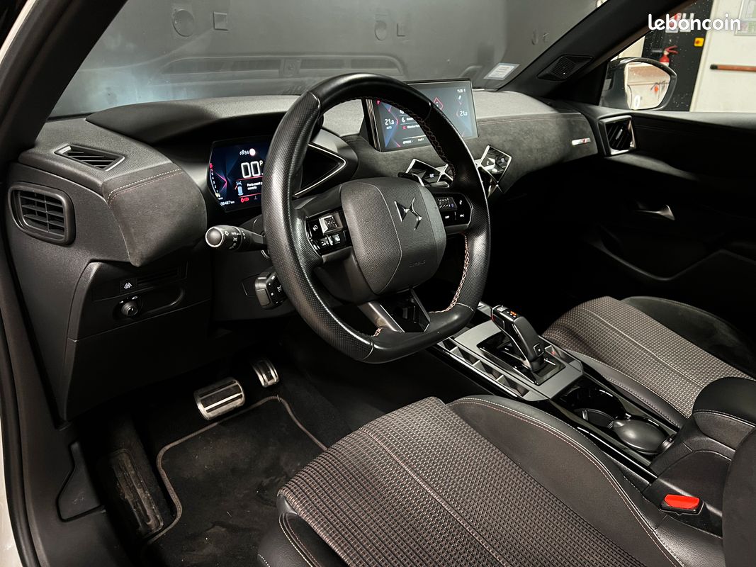 DS 3 Crossback 130ch Performance Line (image 8)
