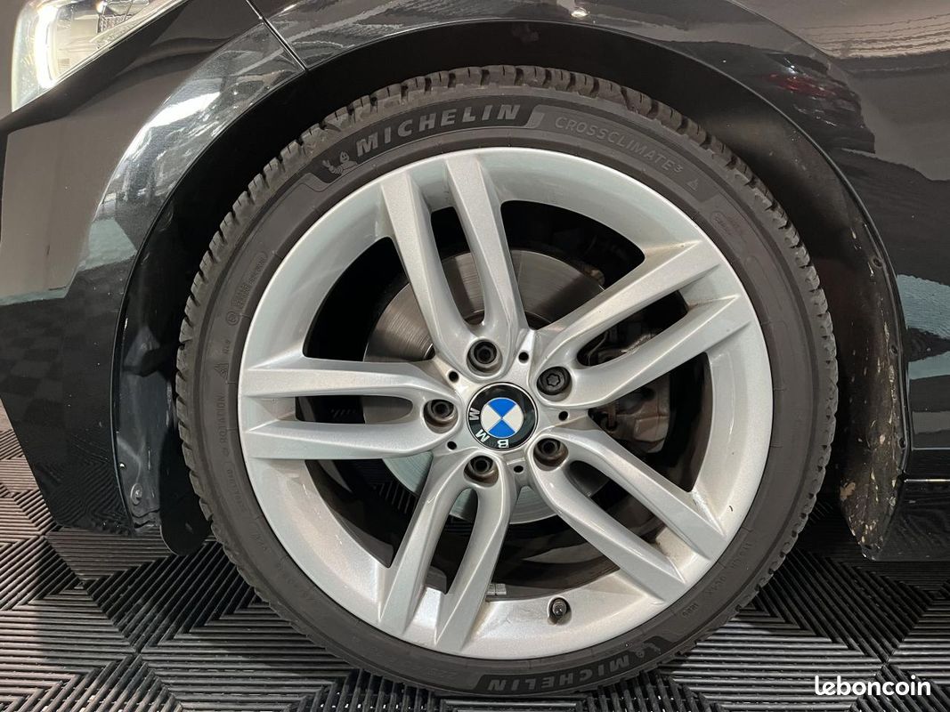BMW SERIE 2 220i Cabriolet - BVA - M Sport - SUIVI COMPLET - CAMERA DE RECUL - CARPLAY (image 26)