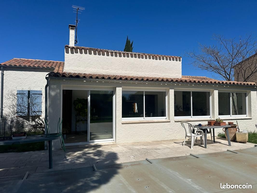 Maison 5 pièces 143 m² · à Peyruis · 143 m² · 76 800 €