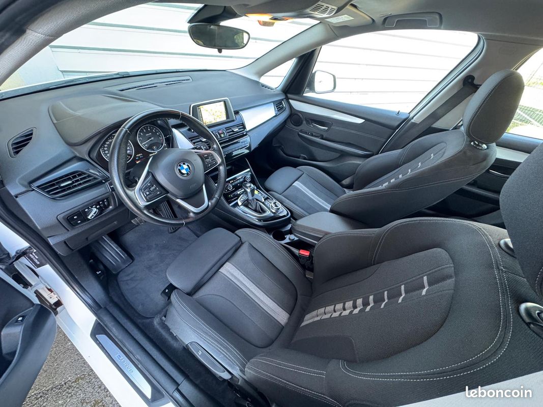 Bmw Serie 2 Active Tourer 25xeA 224CH LOUNGE BVA6 Excellent état Garantie 1an (image 5)