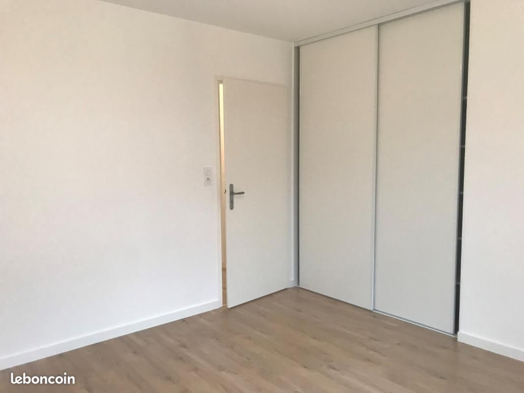 Maison a louer coueron - 5 pièce(s) - 109 m2 - Surfyn