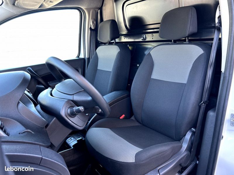 Renault KANGOO II EXPRESS MAXI 1.5 BLUE DCI 95CH GRAND VOLUME EXTRA R-LINK (image 9)