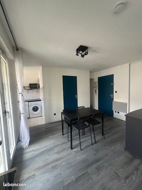 Appartement 1 pièce 29 m² · à Blagnac · 29 m² · 650 €