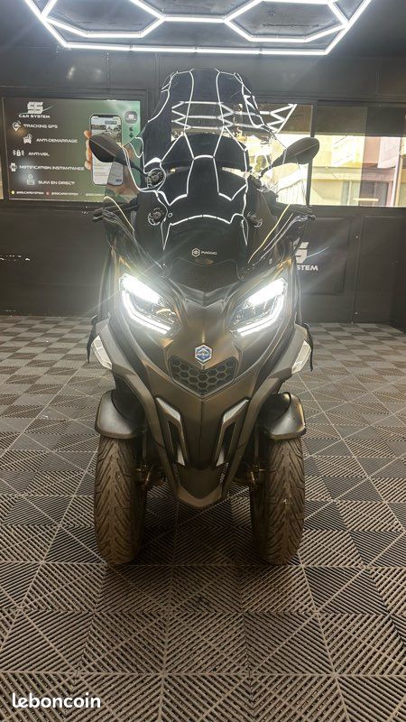 Piaggio MP3 530 HPE – 2022 – 21 133 km – Très bon état (image 1)