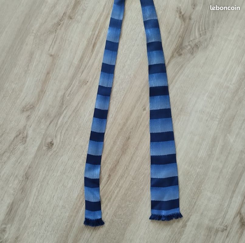 Cravate Gymboree Bébé Bleu Lavande Rayée - Neuve Avec étiquette - 0-2 Ans
