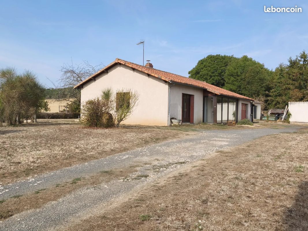 Maison 3 pièces 89 m² · à Availles-Thouarsais · 89 m² · 112 000 €