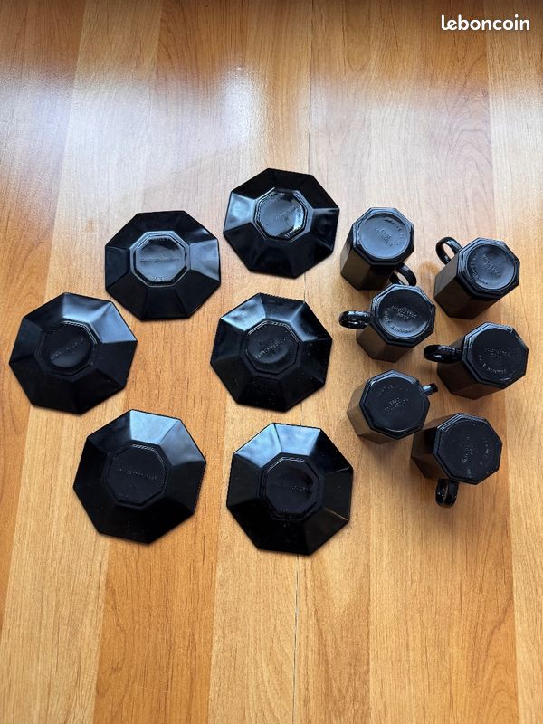 Set de 10 tasses et soucoupes à café ESSO Collection Arcoroc noire vintage - Arts de la table
