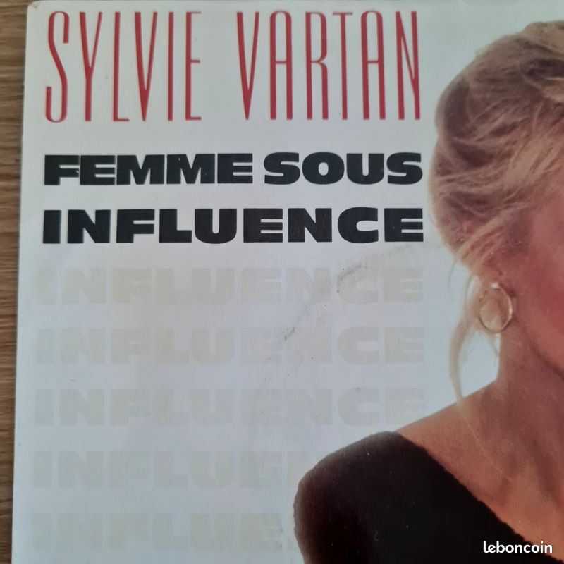 Sylvie Vartan 45t 2 titres 2ème pochette Femme sous influence 1987 (image 3)