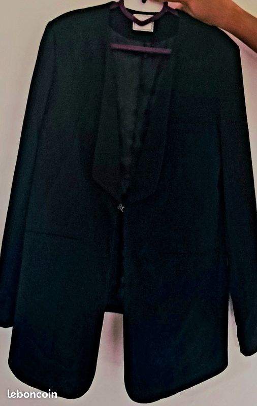 Blazer (image 1)