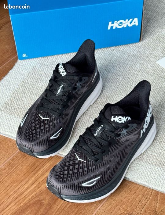 HOKA Clifton 9 Noir (image 2)