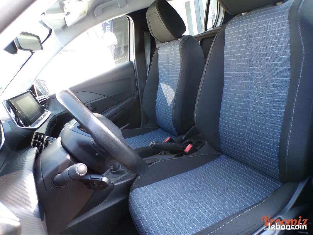 Peugeot 208 GENERATION-I SOCIETE 1.5 BLUEHDI 100 XAD (image 10)