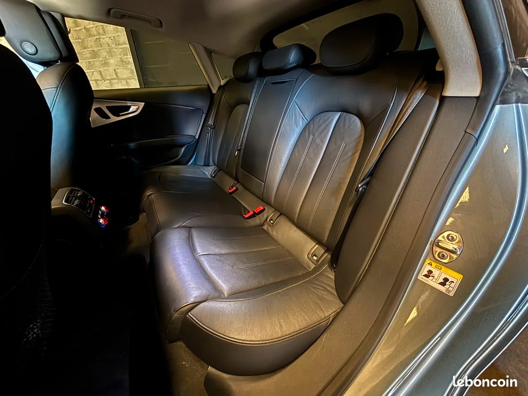 AUDI A7 SPORTBACK V6 3.0 TDI 204 Quattro Avus S tronic 7 *APPLE CARPLAY / TOIT OUVRANT (image 21)