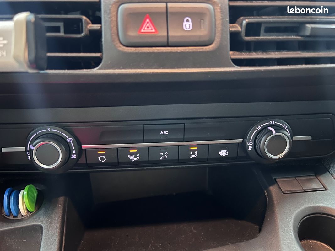 Peugeot Partner Premium L1 1.5 BlueHDI 130cv/3 Places/CarPlay/Radar AR/Régulateur De Vitesse (image 20)