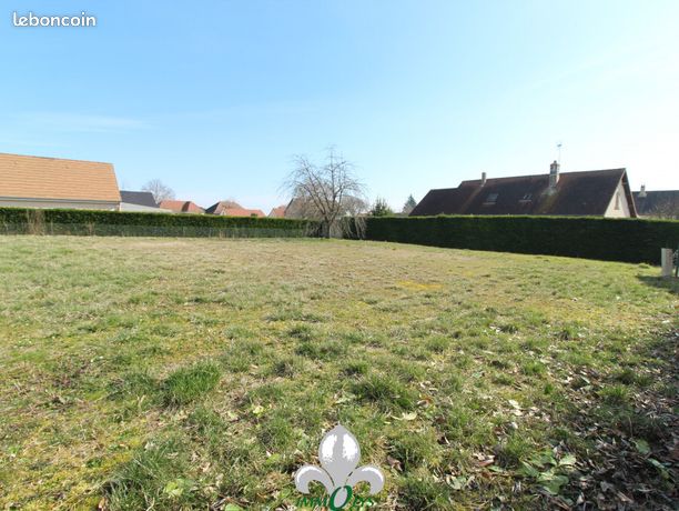 Terrain 650 m² CRISSEY