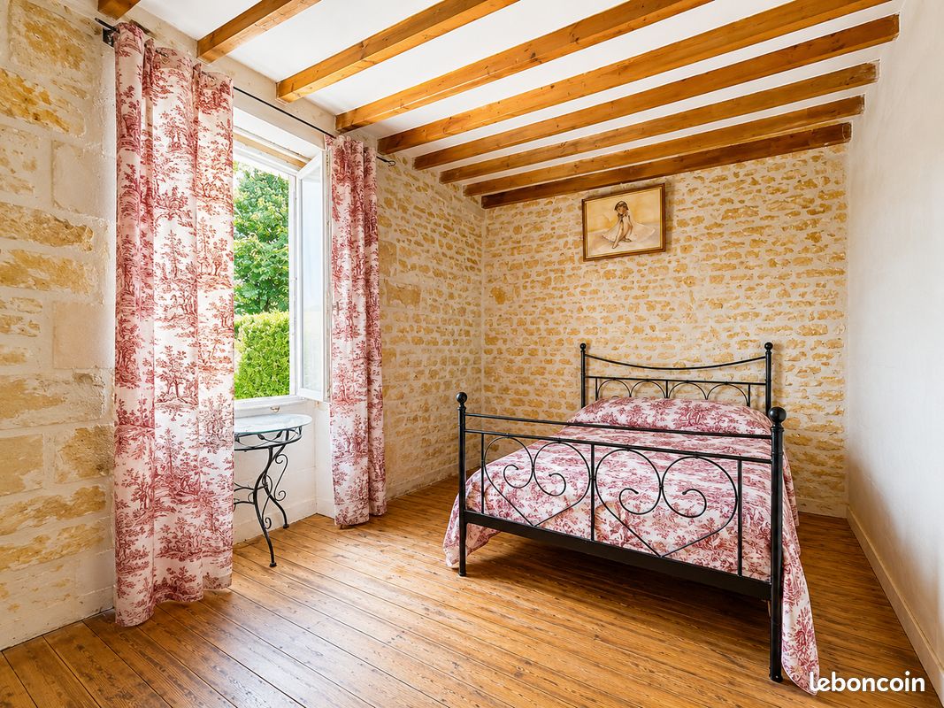 Maison 9 pièces 130 m² · à Reviers · 130 m² · 270 000 €