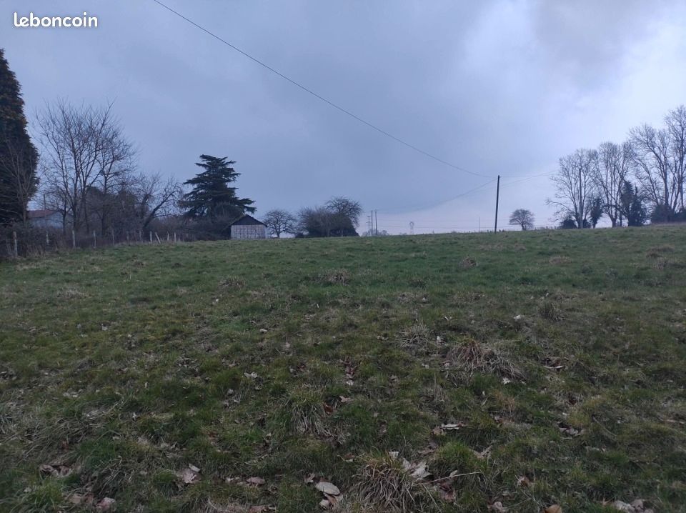 Terrain 1236 m² · à Appeville-Annebault · 38 180 €