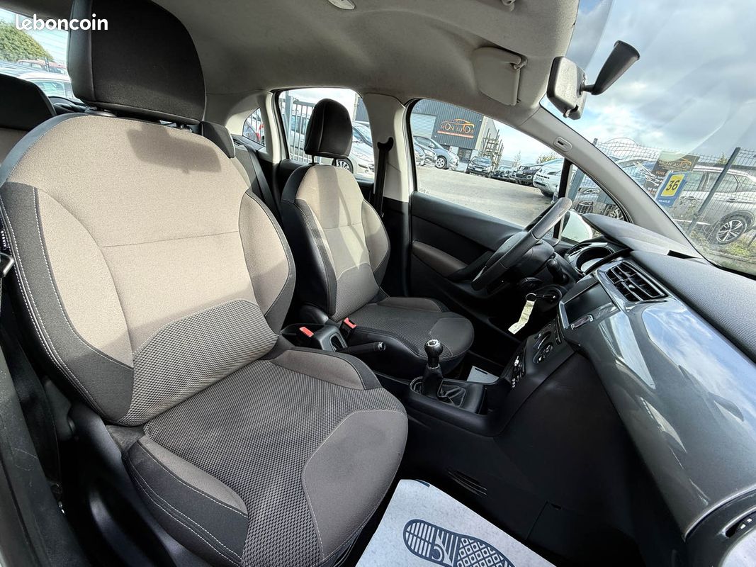Citroën C3 1.4 HDi 70ch Attraction Pack - GPS - Bluetooth - Révisée & Garantie 6 mois (image 8)
