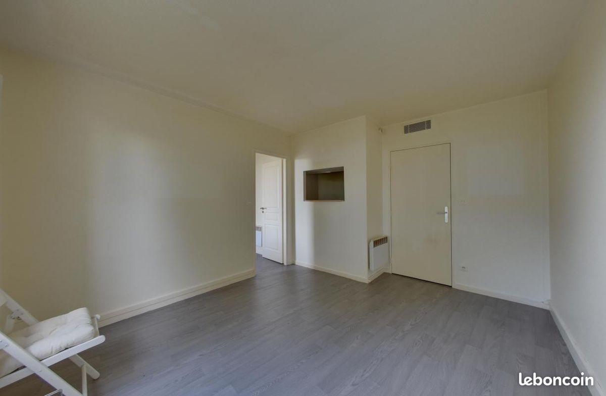 Appartement 1 pièce 34 m² · à Magny-le-Hongre · 34 m² · 179 000 €