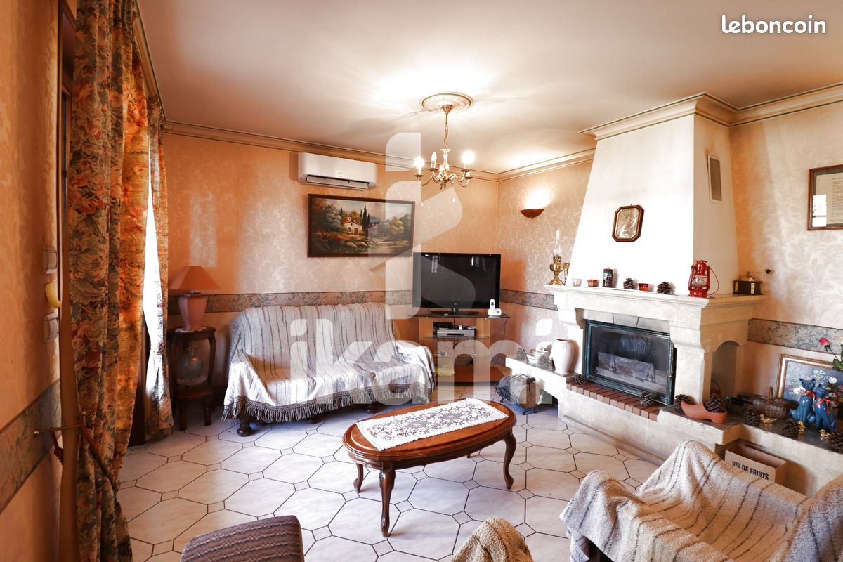 Maison 8 pièces 201 m² · à Anneyron · 201 m² · 395 000 €