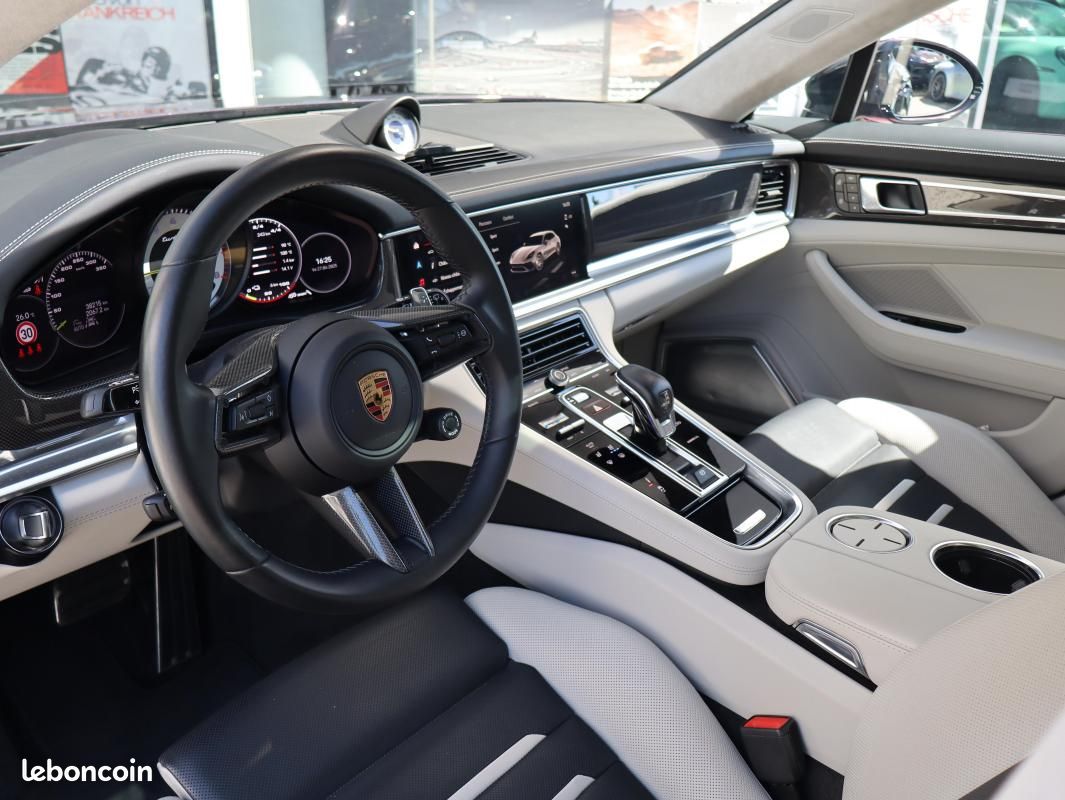 Porsche Panamera Turbo S V8 4.0 700 Hybrid Sport Turismo (image 4)