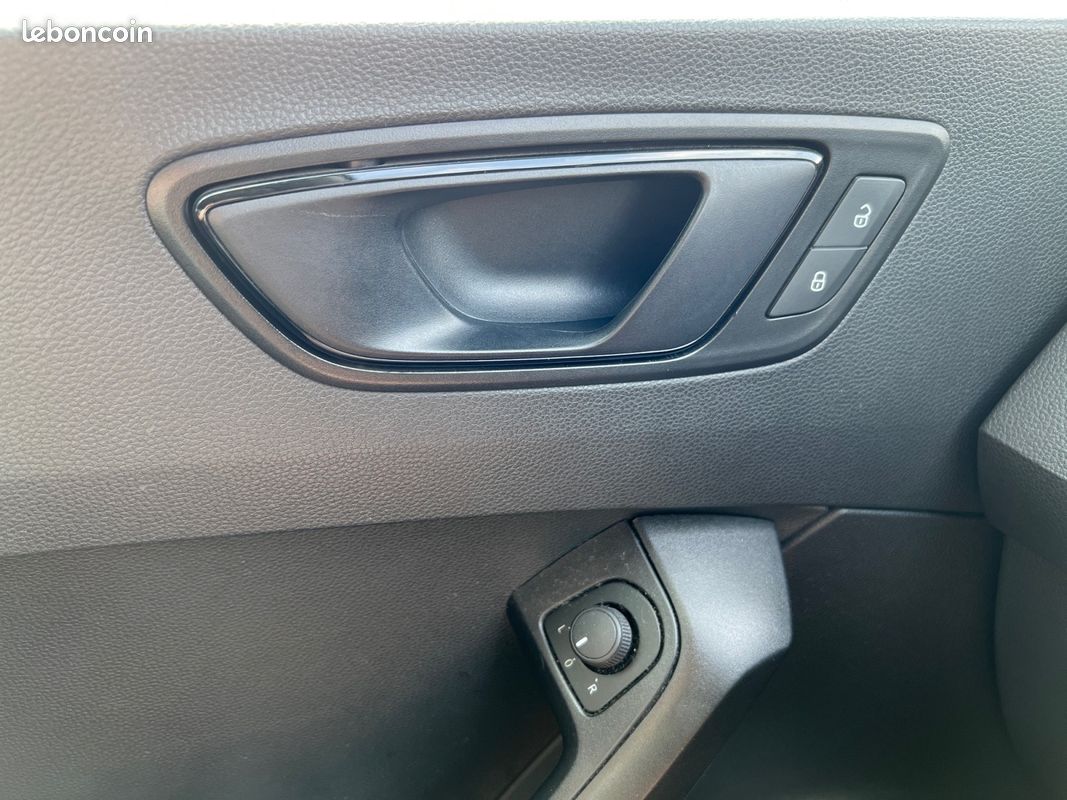 SEAT ATECA 1.0 TSI 115cv REFERENCE START-STOP - Pack Confort (image 16)