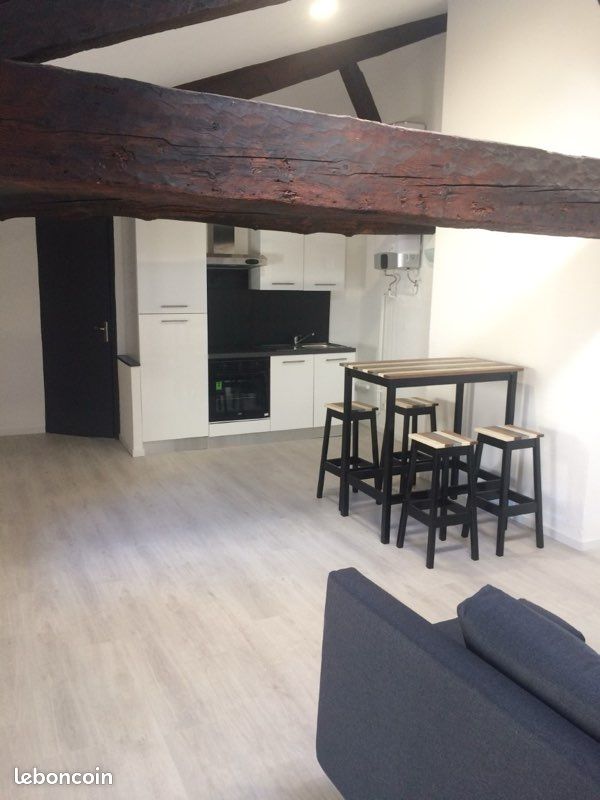 Immeuble 6 pièces 126 m² · à Issoire · 126 m² · 240 000 €