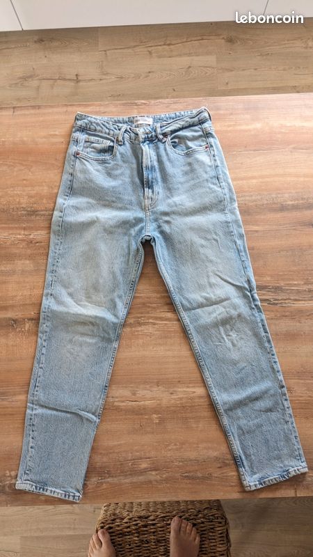 Pantalon Occasion Femme Zara - Taille 40 - Coupe Droite, Couleur Bleu - Occasion Très Bon état