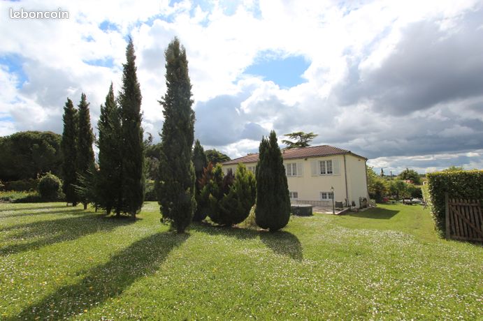 Pavillon 8 pièces 143 m²