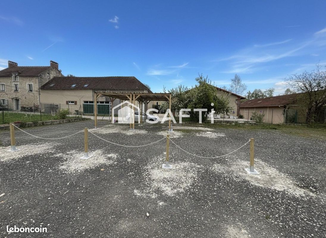 Parking 72 m² · à Vernou-la-Celle-sur-Seine · 72 m² · 30 000 €