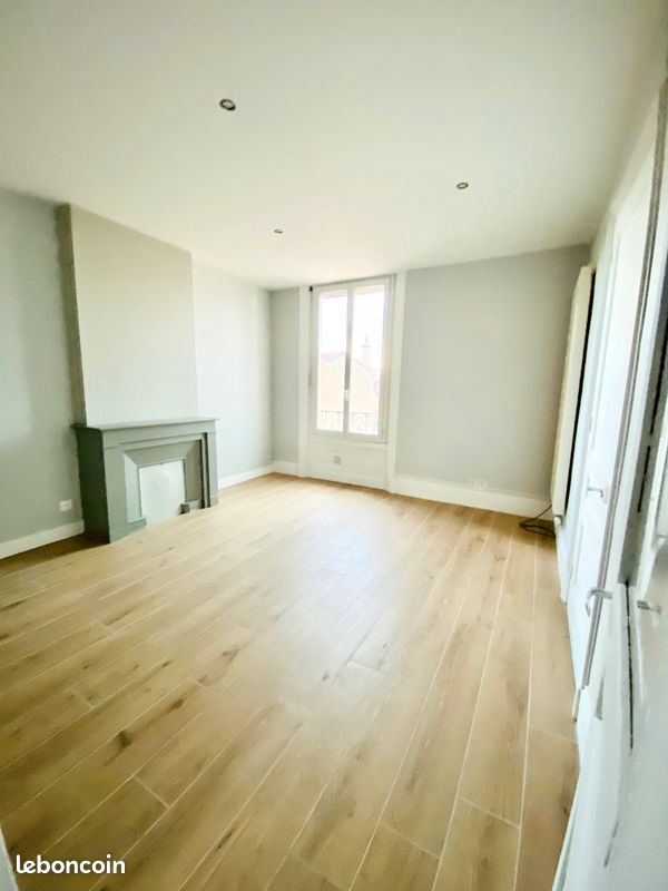 Appartement 3 pièces 68 m² · à Saint-Étienne · 68 m² · 596 €
