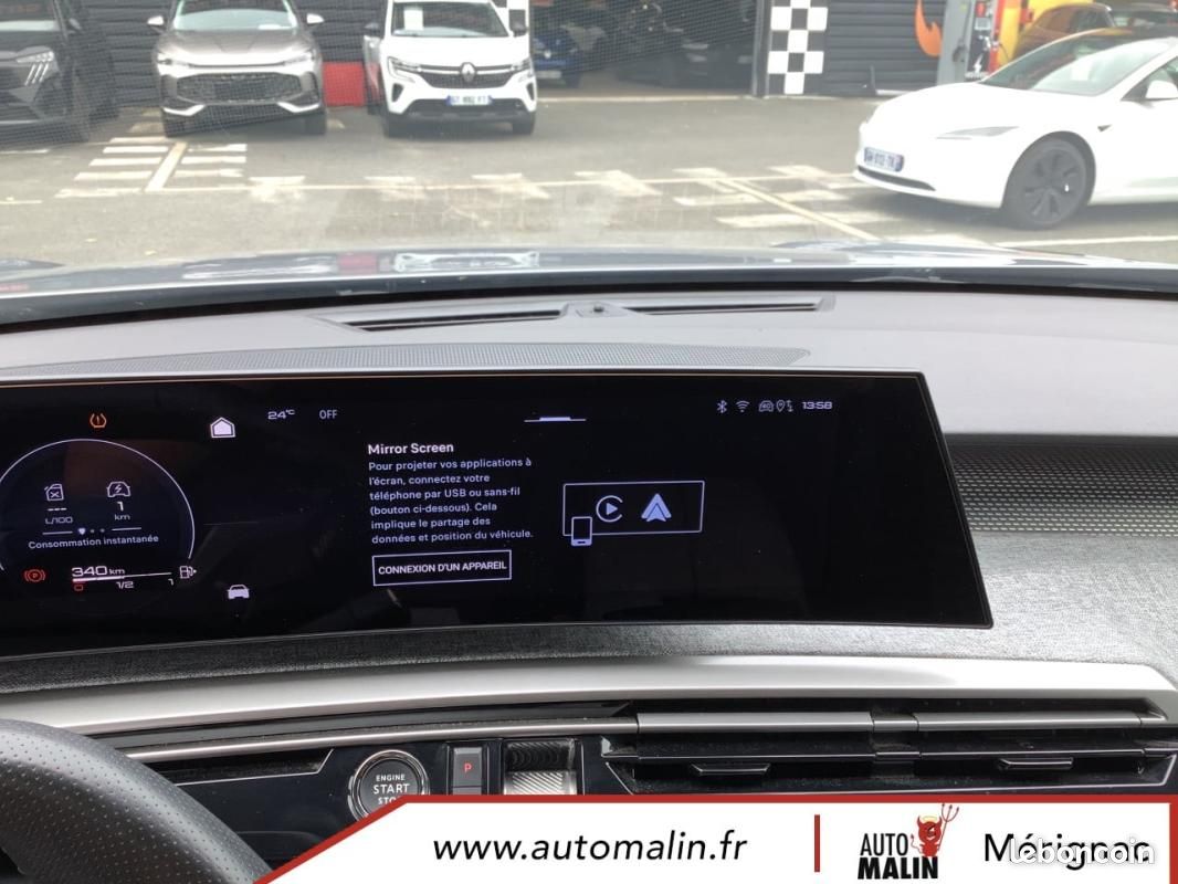 Peugeot 5008 Hybrid 136 e-DCS6 GT (image 28)