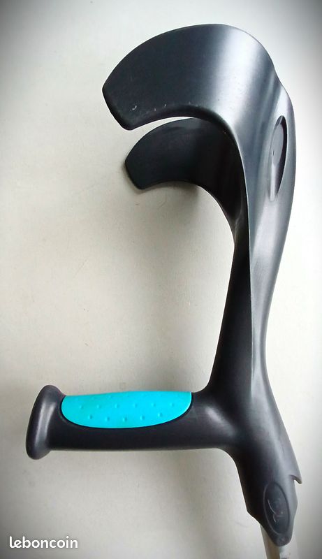 Canne Anglaise Sofia Bleu Avec Embout Pivoflex - HMS-VILGO