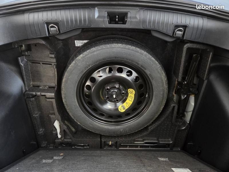 Ford Kuga 2.5 Duratec 180ch Hybrid FlexiFuel Titanium Business Powershift (image 26)
