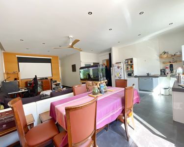 Appartement 294 000 € - 74 m²