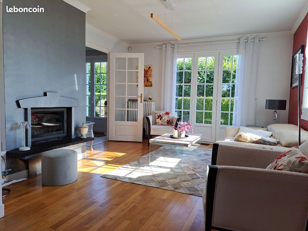 Maison 8 pièces 175 m² · à Sainte-Geneviève-des-Bois · 175 m² · 499 000 €