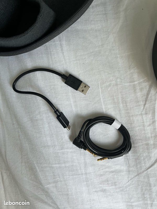 Casque Sony sans fil réducteur de bruit WH-XB910N (image 7)