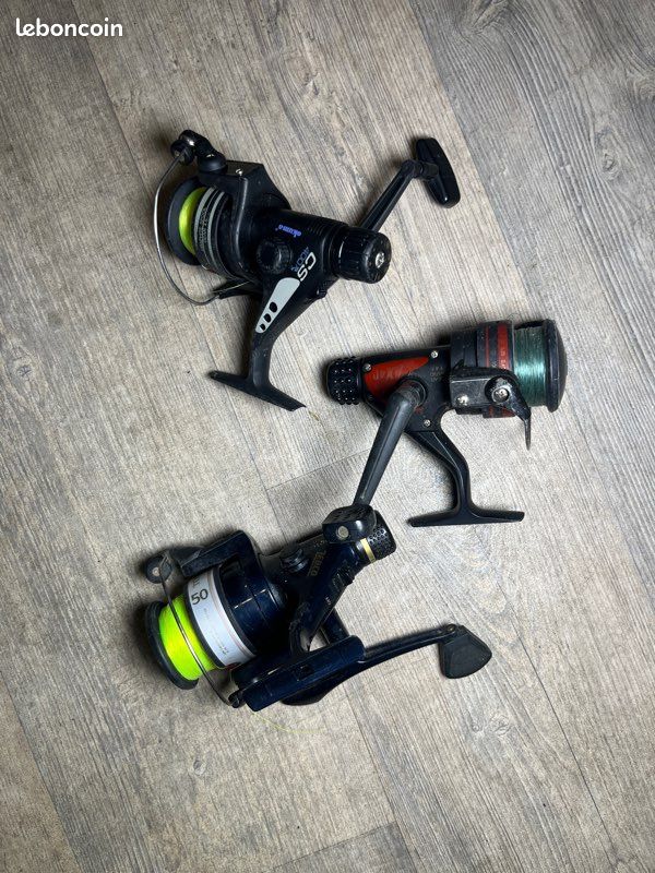 Lot De Moulinets De Pêche Vintage Zebco – Avec Leurres, Ligne Et Accessoires (pour Pièces)