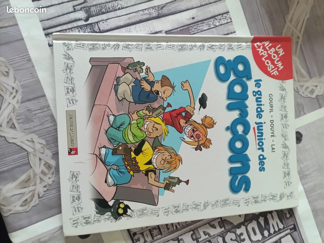 Le Guide Junior des Garçons Les Guides Junior, Tome 1 (image 2)